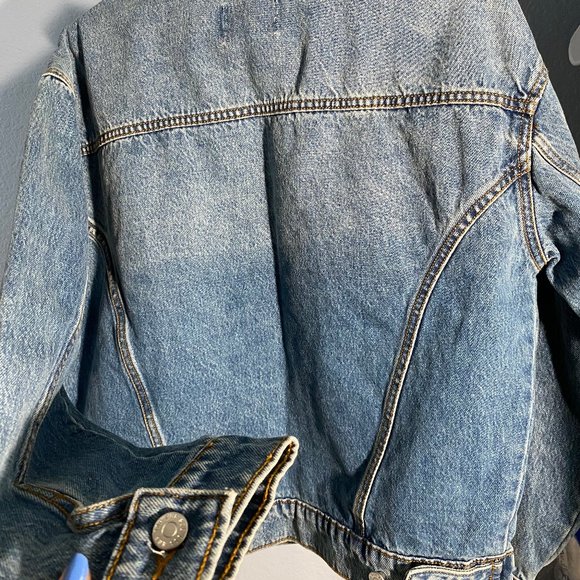 Urban Outfitters BDG Carly Denim Boyfriend Trucker Jacket - New With Tags NWT - Picture 4 of 7